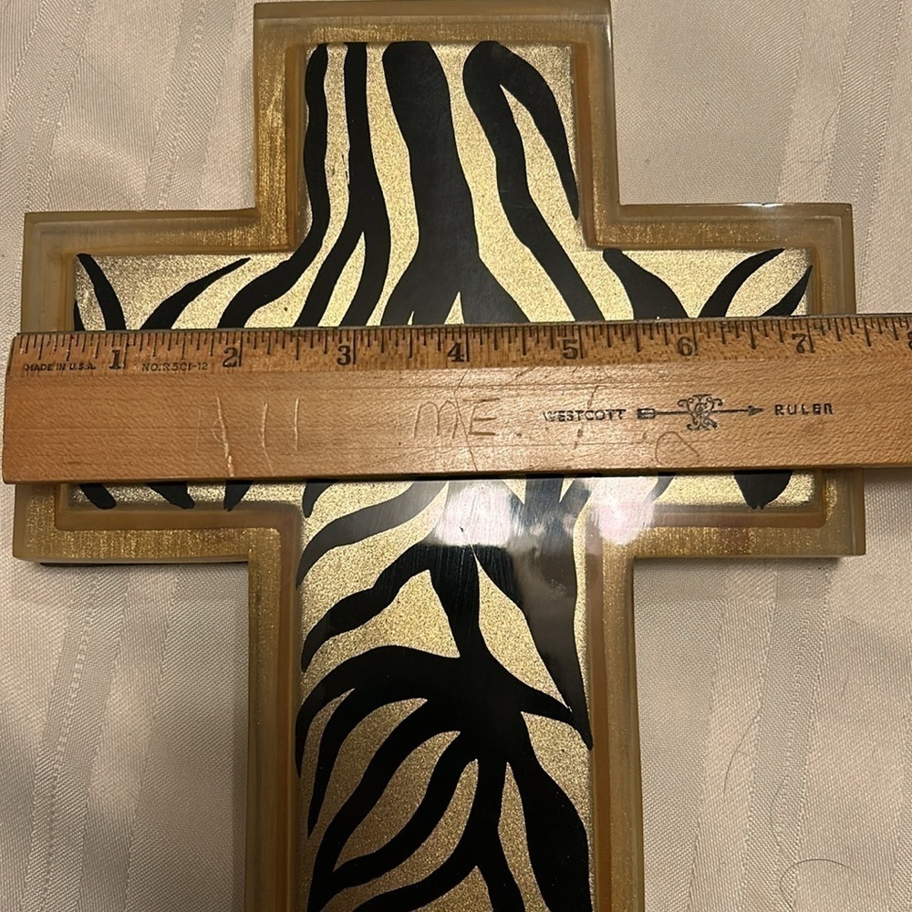 Acrylic Cross - Picture 5 of 6